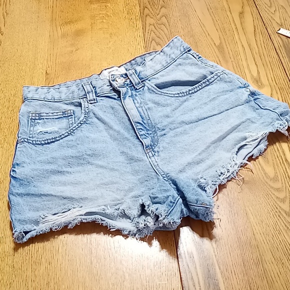 COTTON ON Jean Shorts Womens 4 BLUE HIGH RISE MOM Spring Summer Distressed Beach - Picture 1 of 7